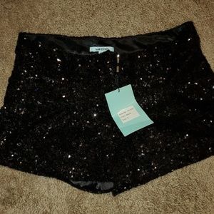 La Cite Black Sequin Shorts Size S